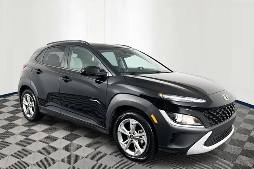 2023 Hyundai Kona SEL photo 1