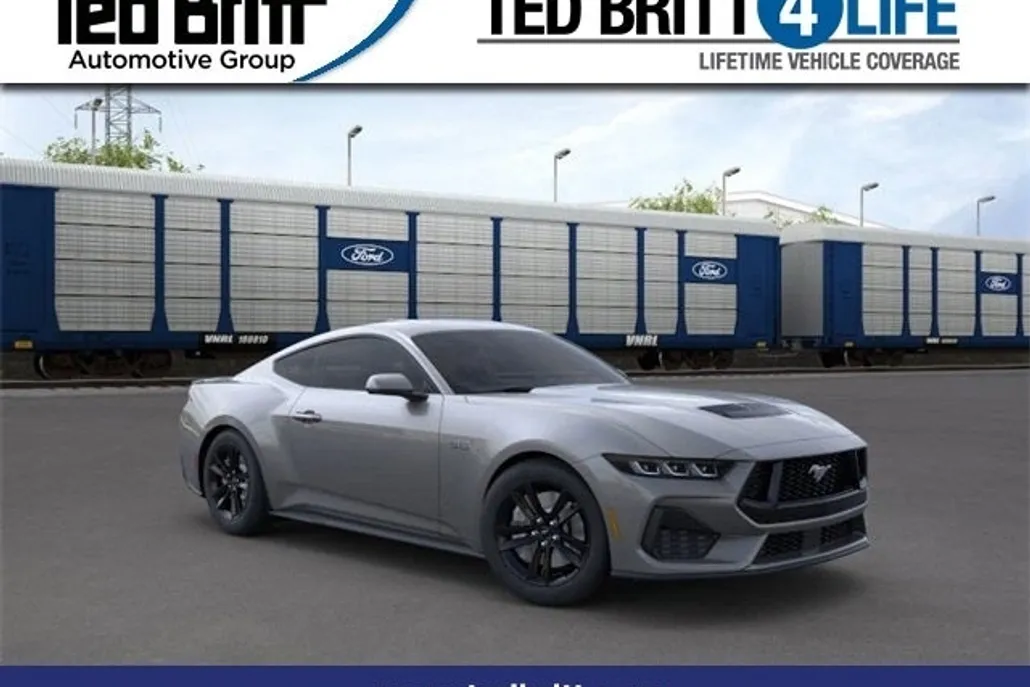 2025 Ford Mustang GT photo 1