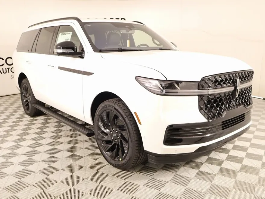 2025 Lincoln Navigator Reserve photo 1