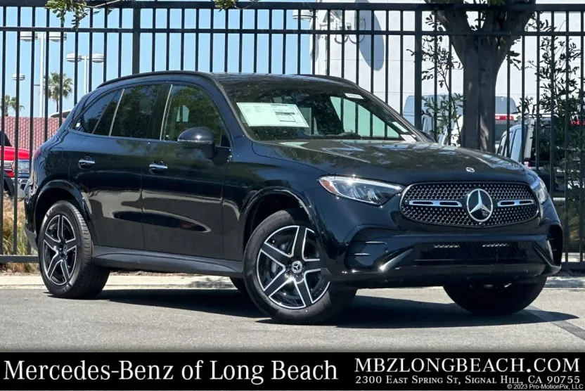 2025 Mercedes Benz GLC 300 photo 1