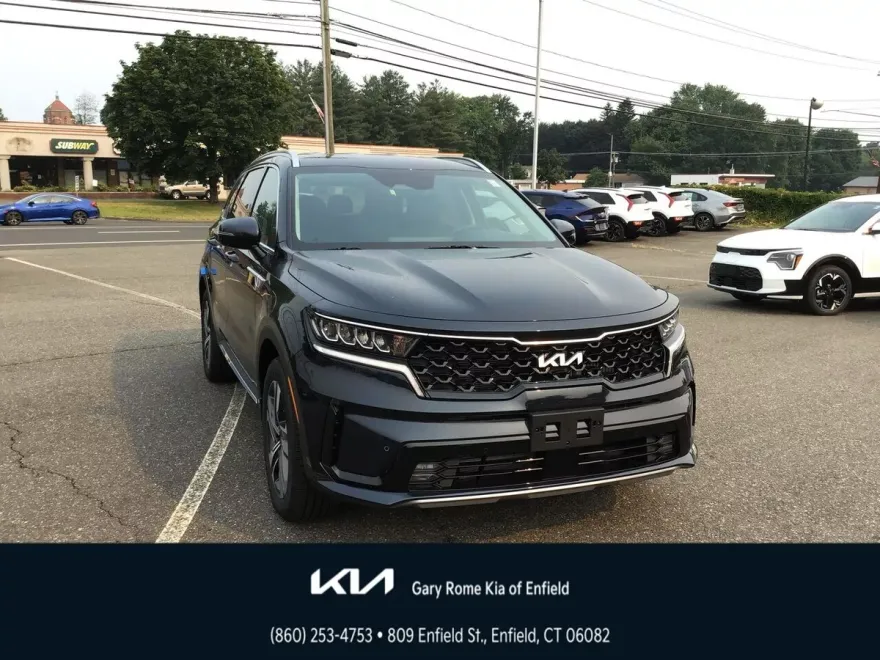 2023 Kia Sorento Hybrid EX photo 1