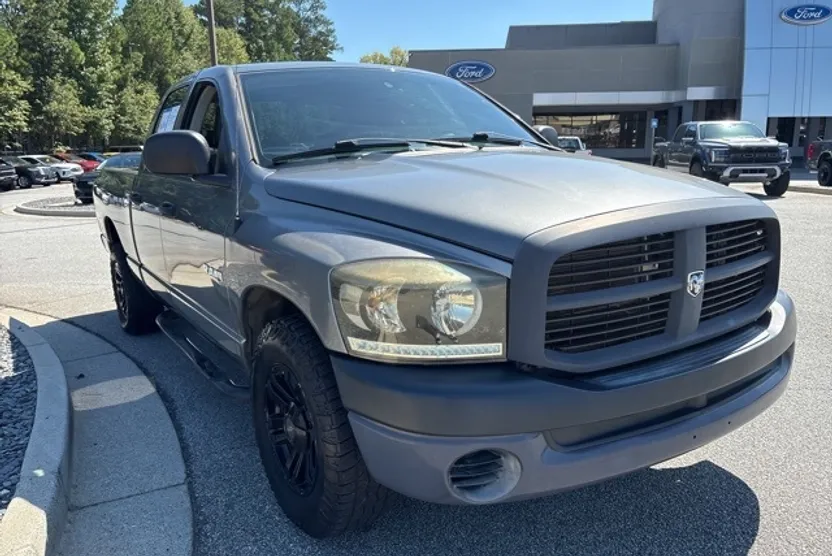 2008 Dodge Ram ST photo 1