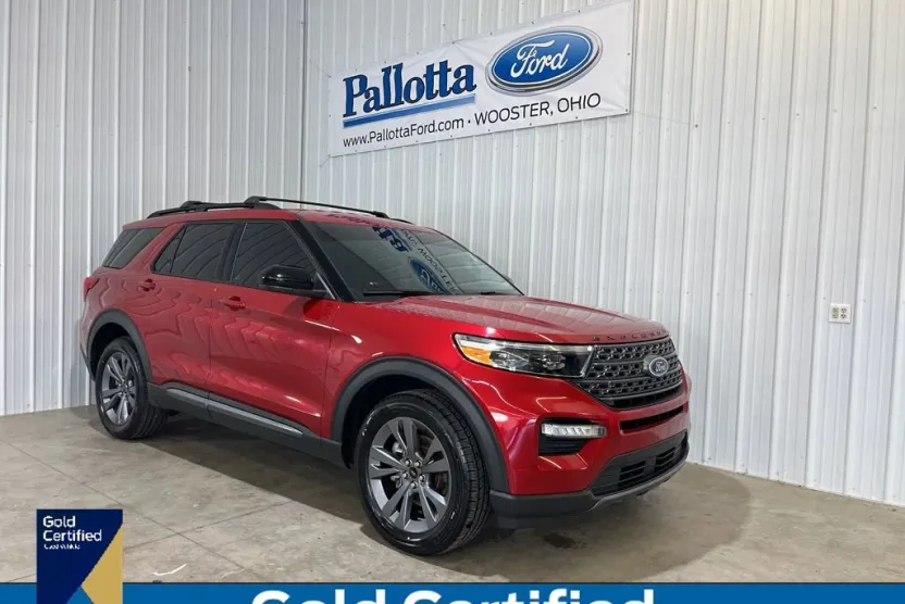 2022 Ford Explorer XLT photo 1