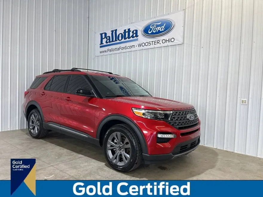 2022 Ford Explorer XLT photo 1