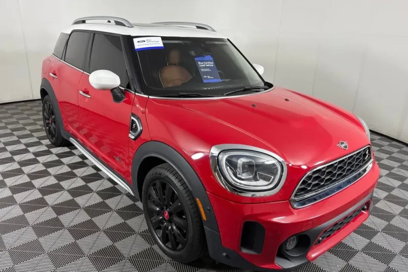 2021 Mini Countryman S ALL4 photo 1