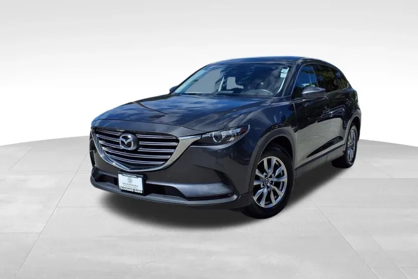 2017 Mazda CX-9 Touring photo 1