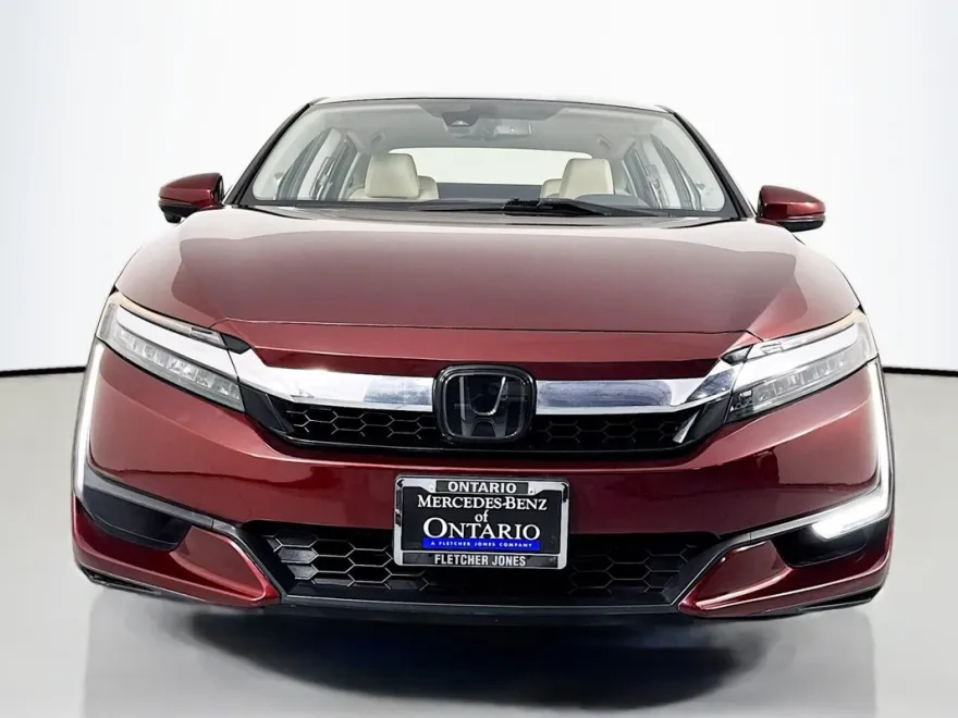 2018 Honda Clarity Plug-In Hybrid Touring photo 1