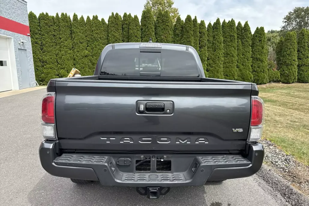 2023 Toyota Tacoma 4x4 TRD Double Cab V6 photo 1
