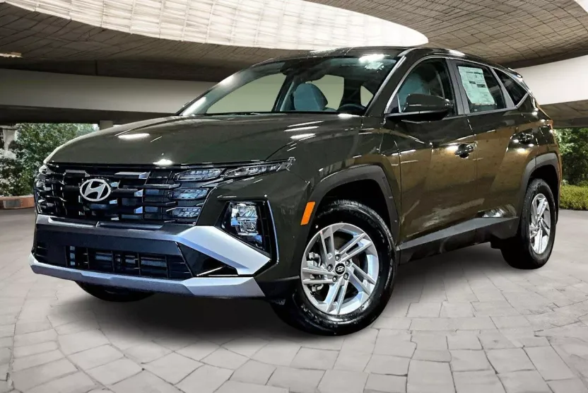 2025 Hyundai Tucson SE photo 1