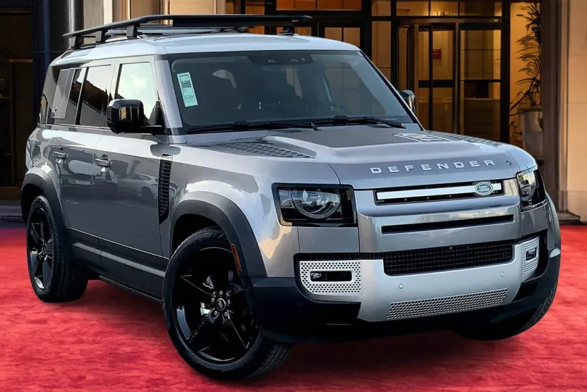 2024 Land Rover Defender 110 S photo 1