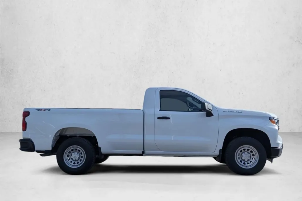 2025 Chevrolet Silverado 1500 photo 1