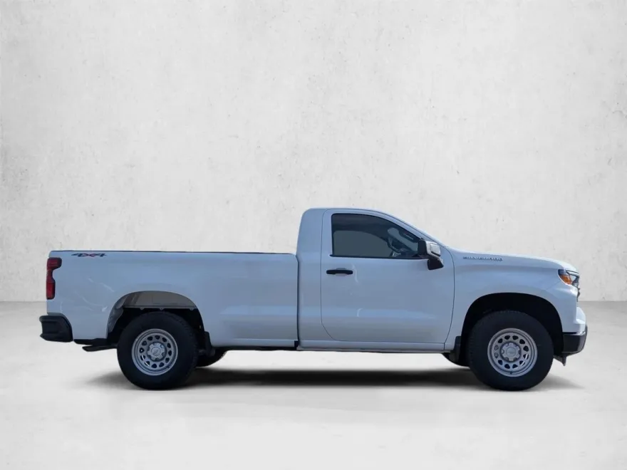 2025 Chevrolet Silverado 1500 photo 1
