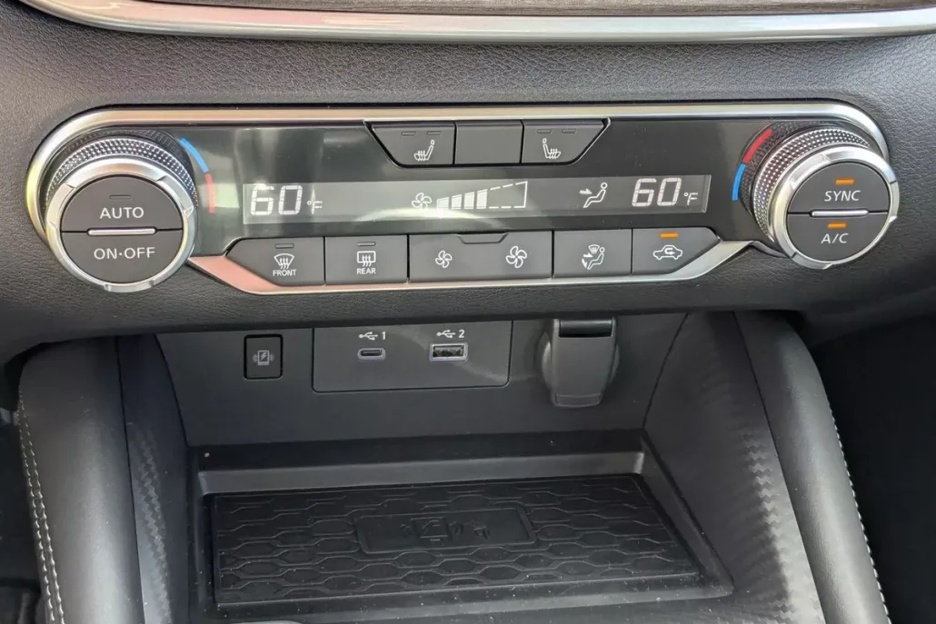 2025 Nissan Altima SV photo 1