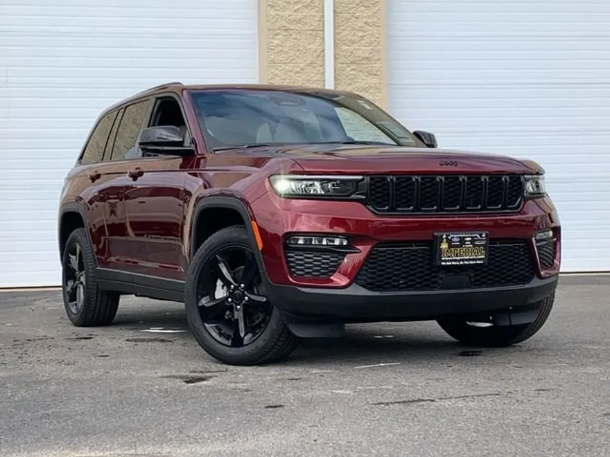 2025 Jeep Grand Cherokee Limited photo 1
