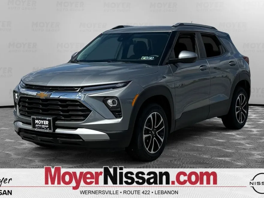2025 Chevrolet Trailblazer LT photo 1