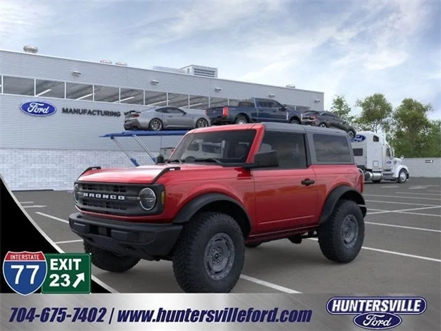 2025 Ford Bronco Base photo 1