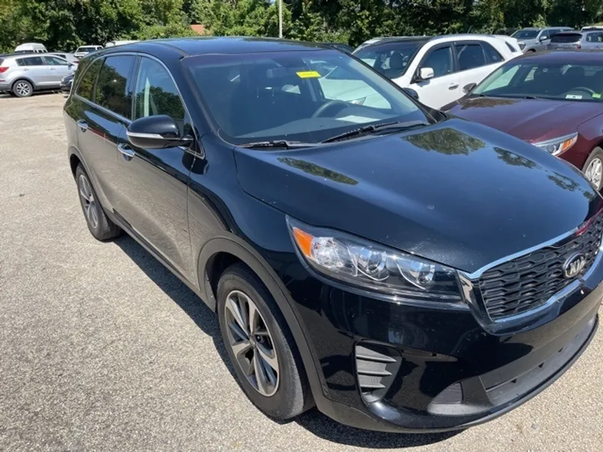 2020 Kia Sorento LX photo 1