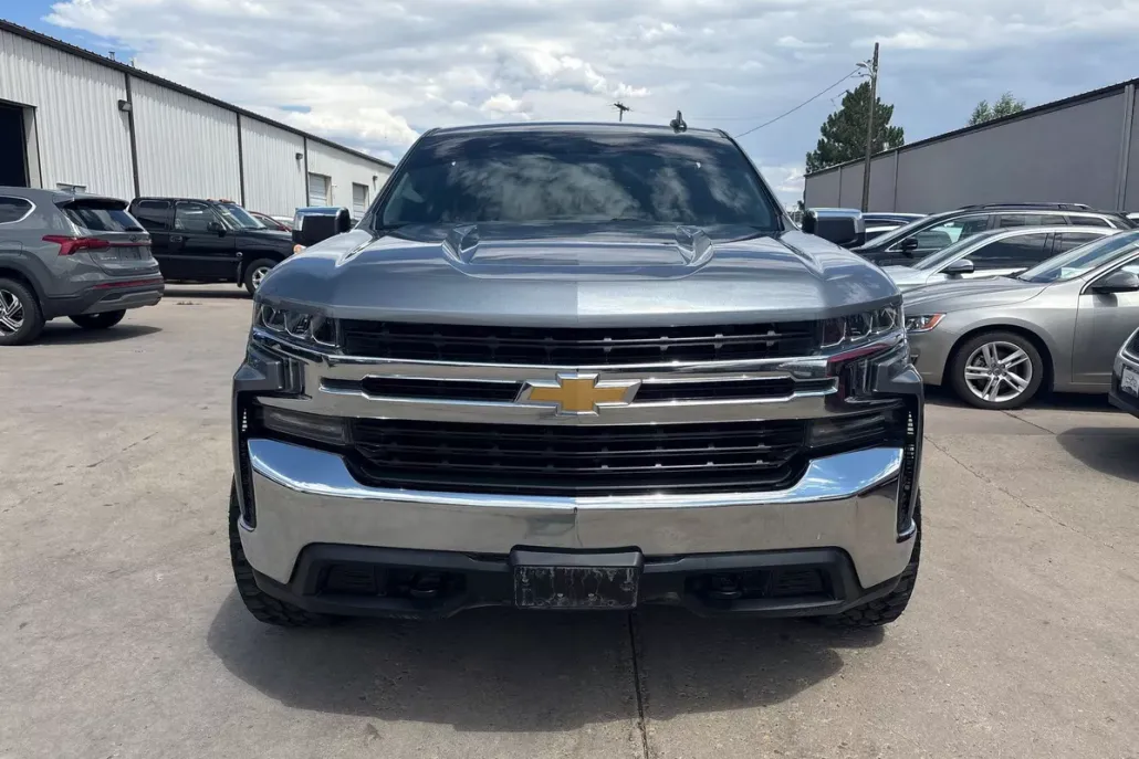 2020 Chevrolet Silverado 1500 LT photo 1