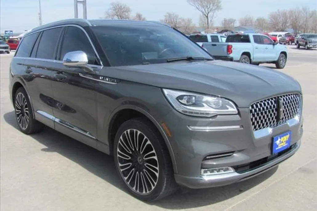 2020 Lincoln Aviator Black Label photo 1