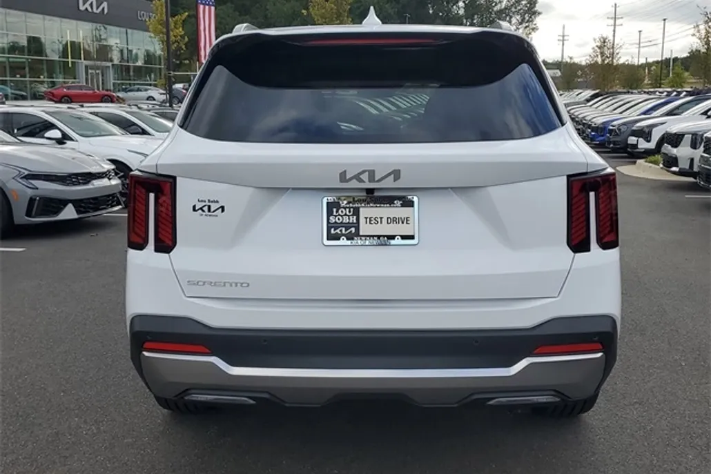 2026 Kia Sorento EX photo 1