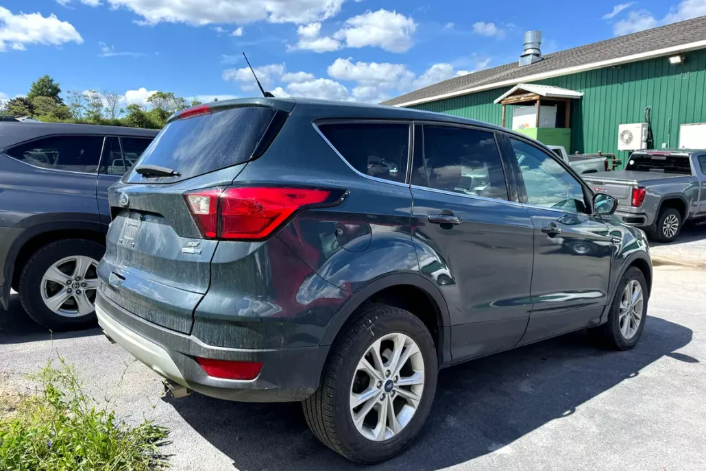 2019 Ford Escape SE photo 1