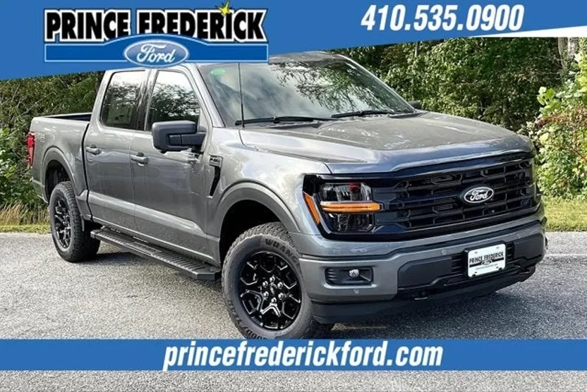 2025 Ford F-150 XLT photo 1