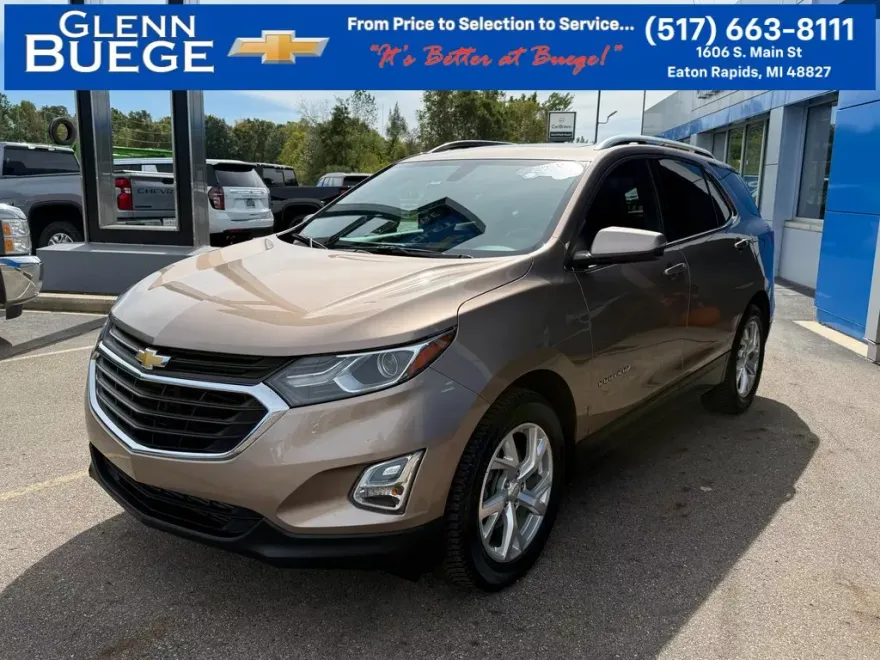 2018 Chevrolet Equinox LT photo 1
