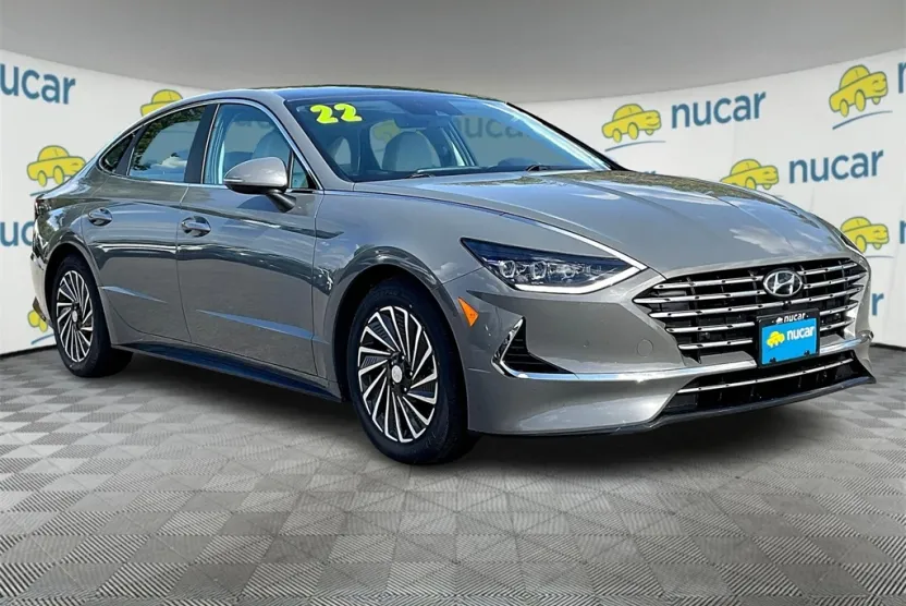 2022 Hyundai Sonata Hybrid Limited photo 1