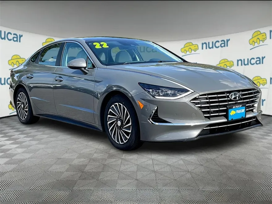 2022 Hyundai Sonata Hybrid Limited photo 1