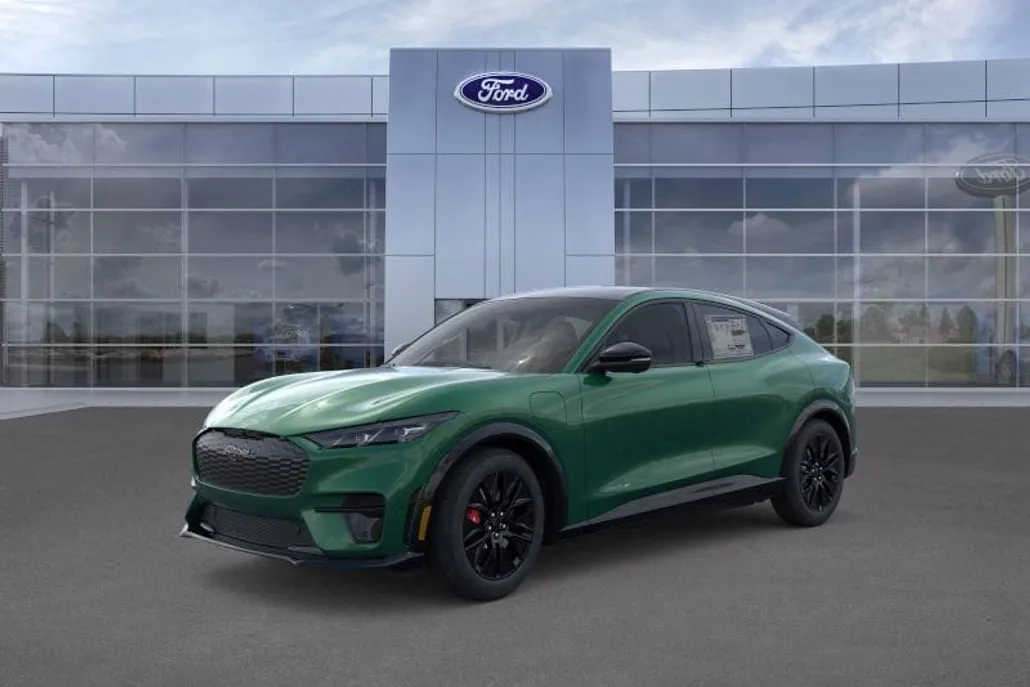 2025 Ford Mustang Mach-E Premium photo 1