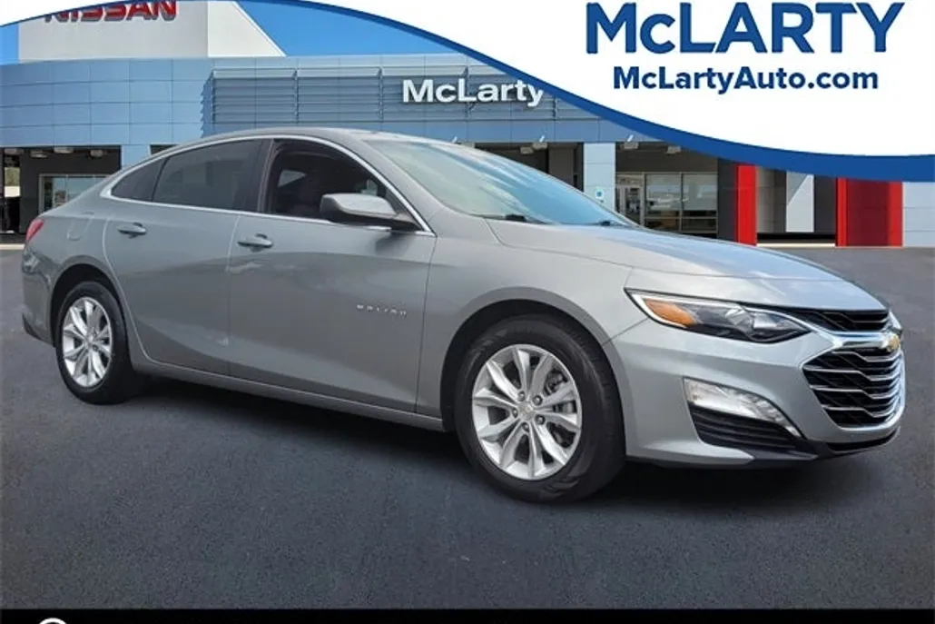 2024 Chevrolet Malibu 1LT photo 1