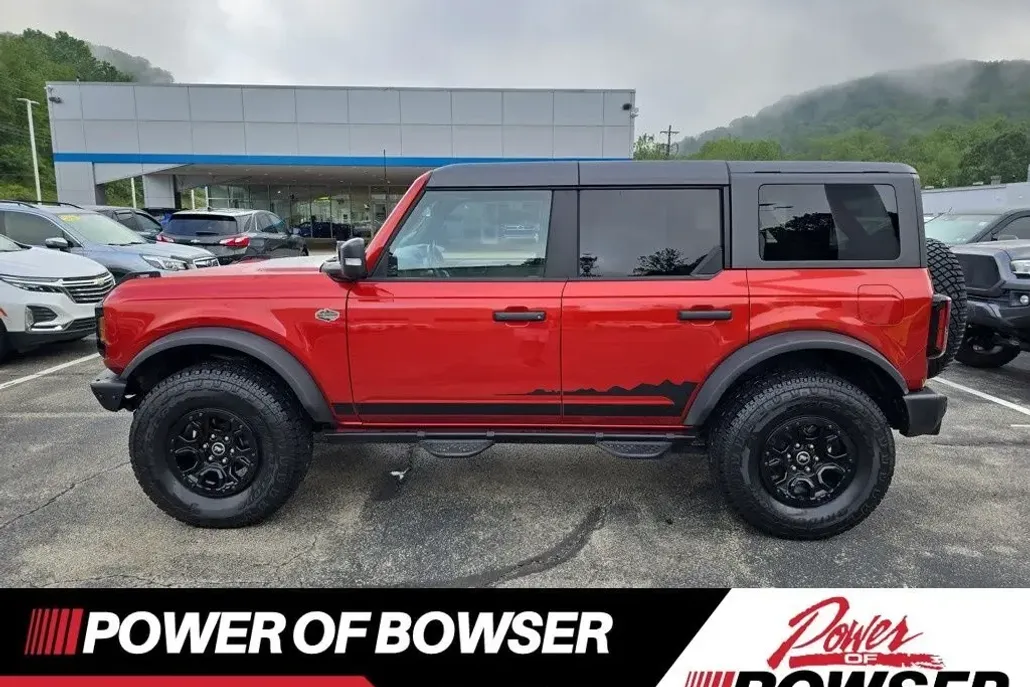 2024 Ford Bronco Wildtrak photo 1