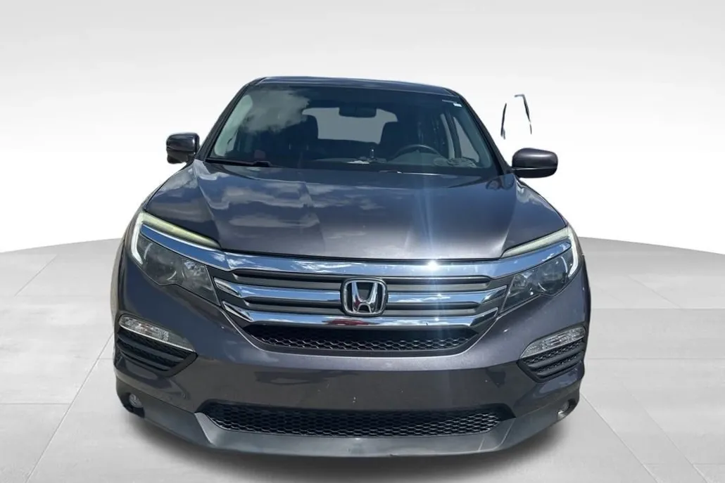 2018 Honda Pilot EX photo 1