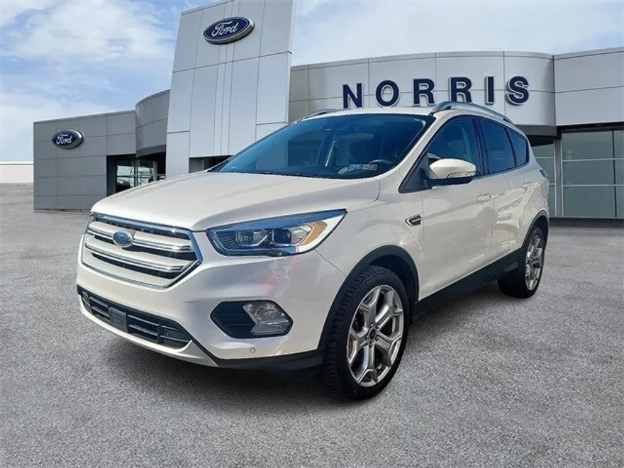 2019 Ford Escape Titanium photo 1