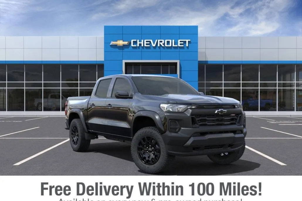 2025 Chevrolet Colorado Trail Boss photo 1