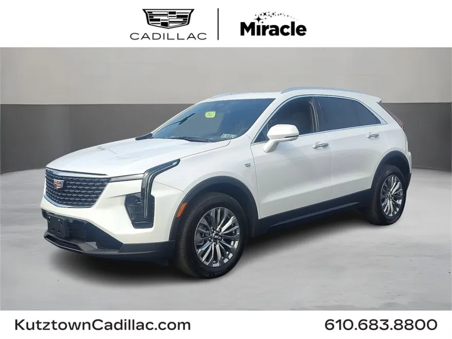 2025 Cadillac XT4 Premium Luxury photo 1
