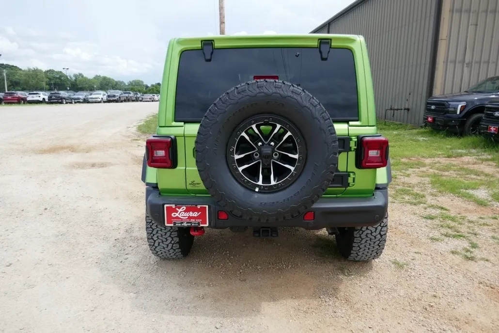 2025 Jeep Wrangler Rubicon X photo 1