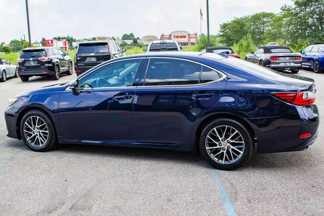 2018 Lexus ES 350 Luxury photo 1