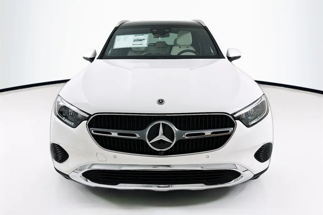2026 Mercedes Benz GLC 300 4MATIC photo 1