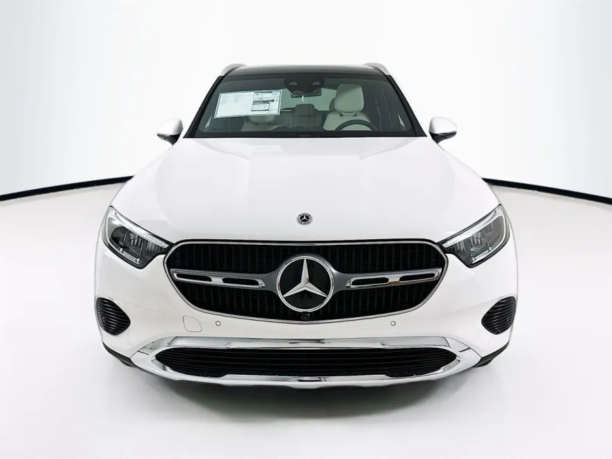 2026 Mercedes Benz GLC 300 4MATIC photo 1