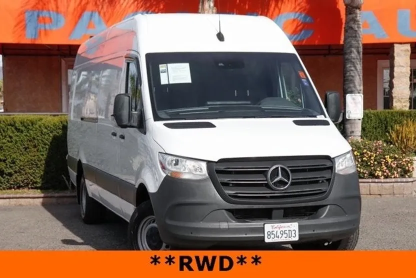 2020 Mercedes Benz Sprinter Cargo Van 3500 170 WB photo 1