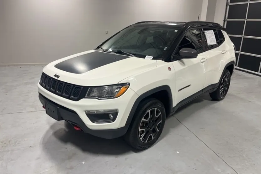 2020 Jeep Compass Trailhawk photo 1