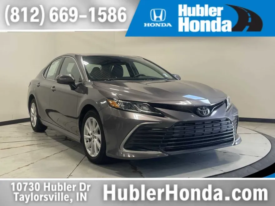 2023 Toyota Camry SE photo 1