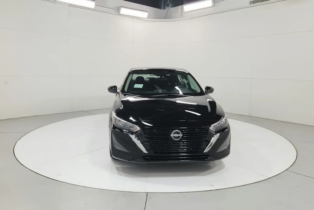 2025 Nissan Sentra S photo 2