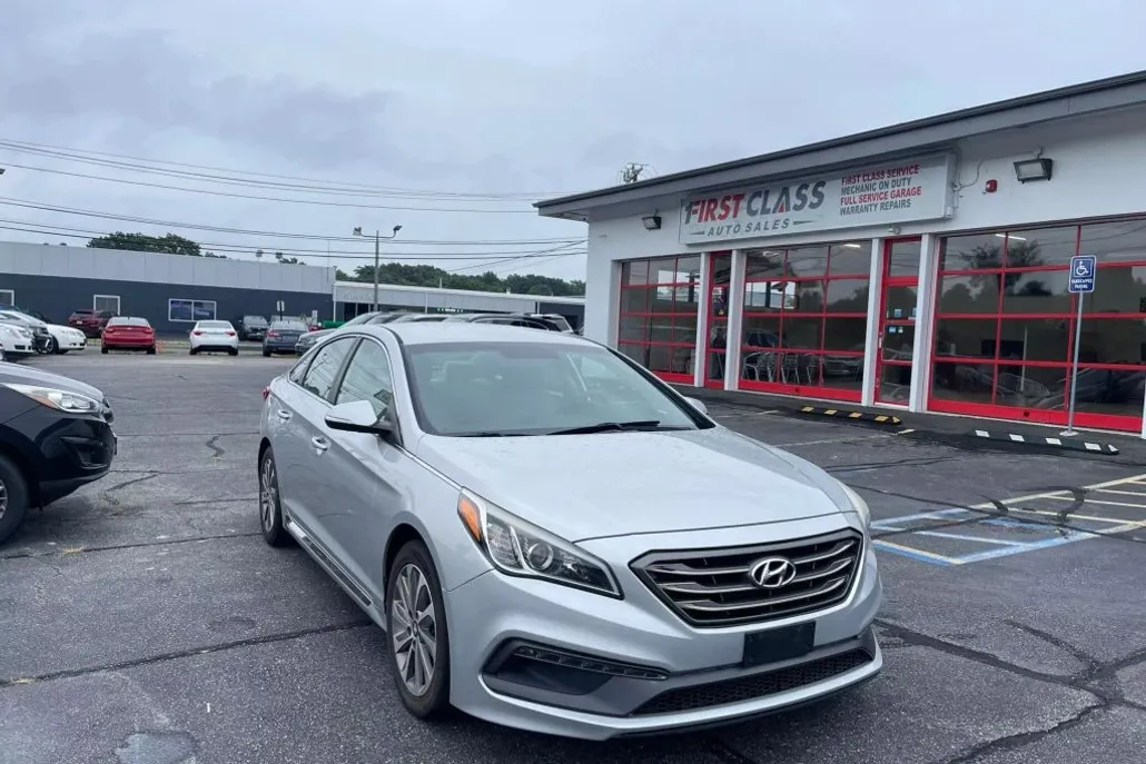 2016 Hyundai Sonata Sport photo 1