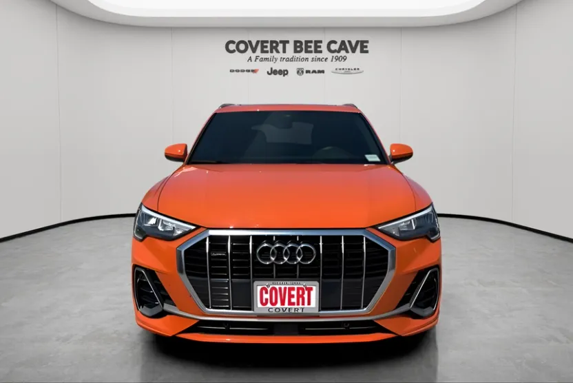 2022 Audi Q3 S line Premium 45 TFSI photo 1