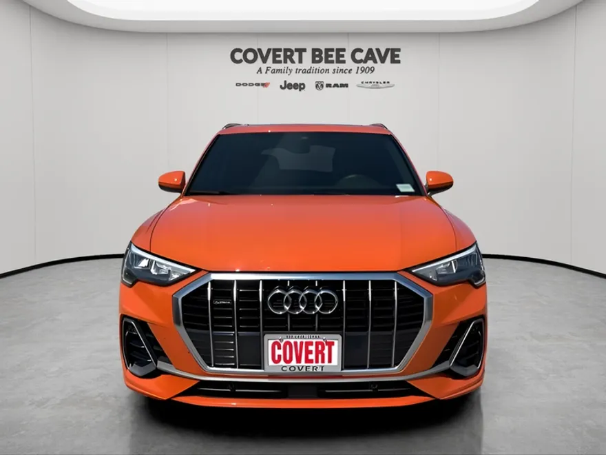 2022 Audi Q3 S line Premium 45 TFSI photo 1