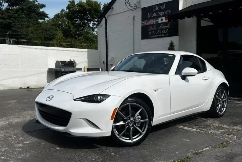 2023 Mazda MX-5 Miata Miata RF photo 1
