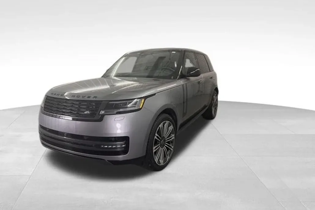 2024 Land Rover Range Rover SE photo 1