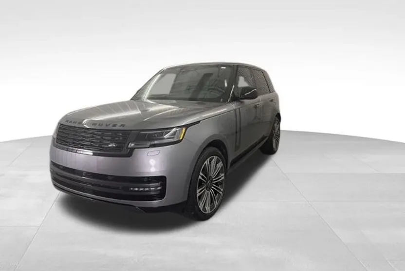2024 Land Rover Range Rover SE photo 1